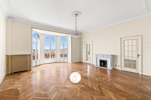 Luxury Apartment for sale in Nice, 1 570 000 €, Photo 1