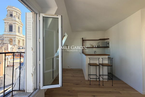 Appartement de luxe à louer à Paris 6ème, 2 200 €, Photo 1
