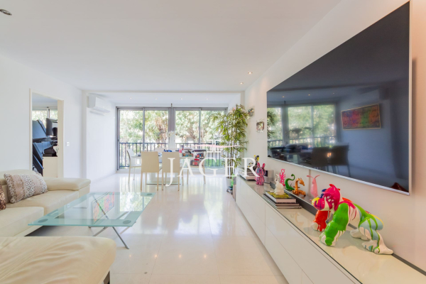 Appartement de luxe à vendre à Saint-Tropez, 1 100 000 €, Photo 2