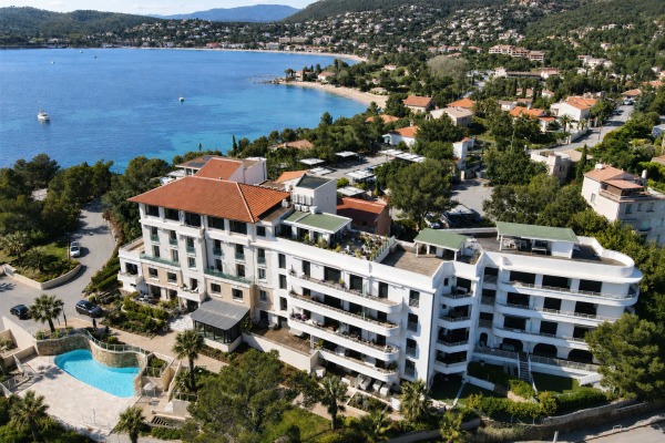 Appartement de luxe à vendre à Saint-Raphaël, 790 000 €, Photo 2