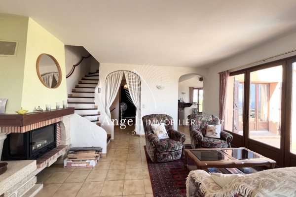 Maison de luxe à vendre à Saint-Aygulf, 950 000 €, Photo 4