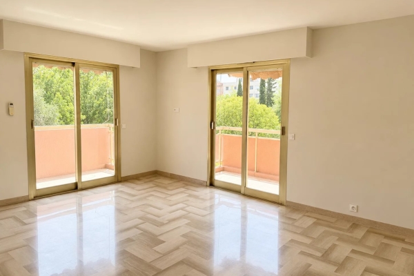 Luxury Apartment for sale in Cannes, 319 000 €, Photo 1