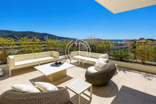 Luxury Apartment for sale in Cannes, 1 990 000 €, Photo 1