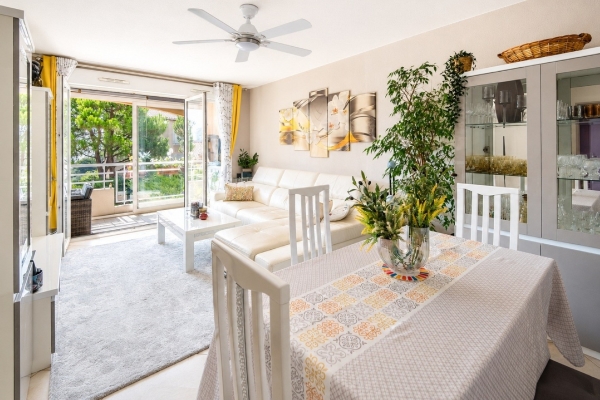 Luxury Apartment for sale in Èze, 540 000 €, Photo 1
