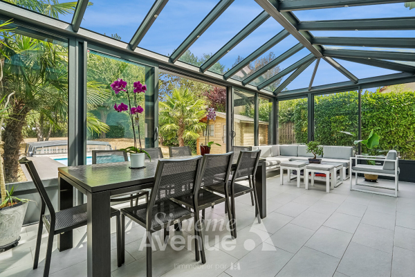 Maison de luxe à vendre à Saint-Germain-Lès-Corbeil, 640 000 €, Photo 1