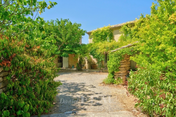 Luxury House for sale in Bonnieux, 2 250 000 €, Photo 1