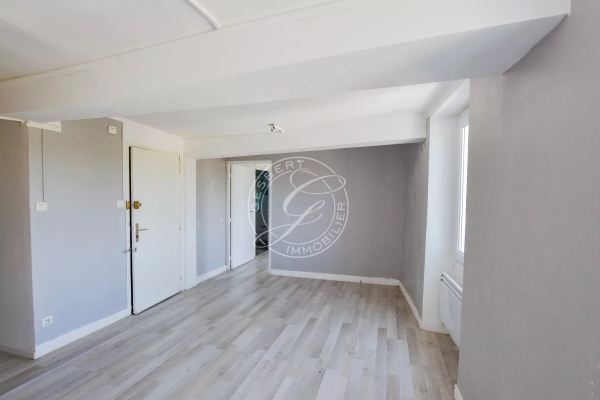Luxury Apartment for sale in Flayosc, 79 000 €, Photo 1
