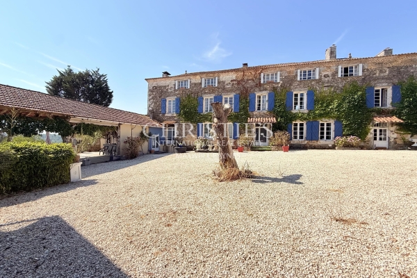 Maison de luxe à vendre à Brantôme, 575 000 €, Photo 1