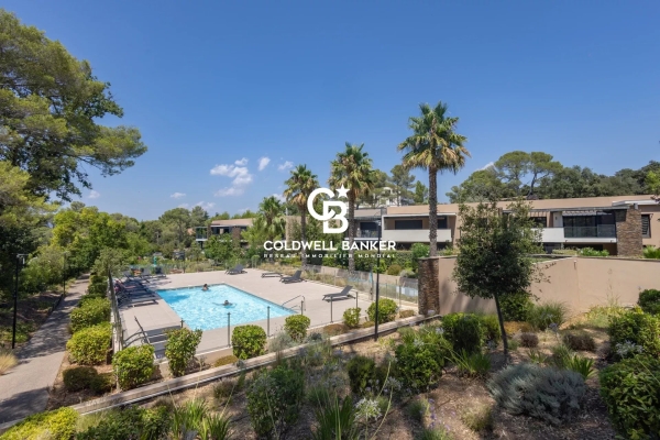 Appartement de luxe à vendre à Saint-Raphaël, 580 000 €, Photo 1