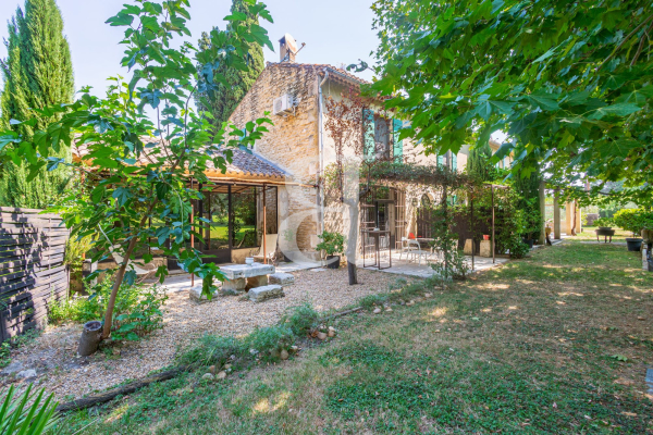 Maison de luxe à vendre à Saint-Rémy-de-Provence, 1 970 000 €, Photo 2