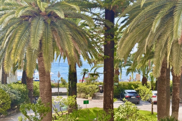 Appartement de luxe à vendre à Menton, 869 000 €, Photo 2