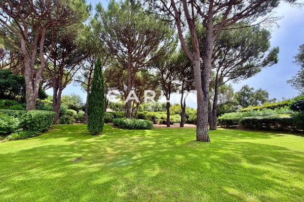 Maison de luxe à vendre à Saint-Tropez, 4 900 000 €, Photo 3