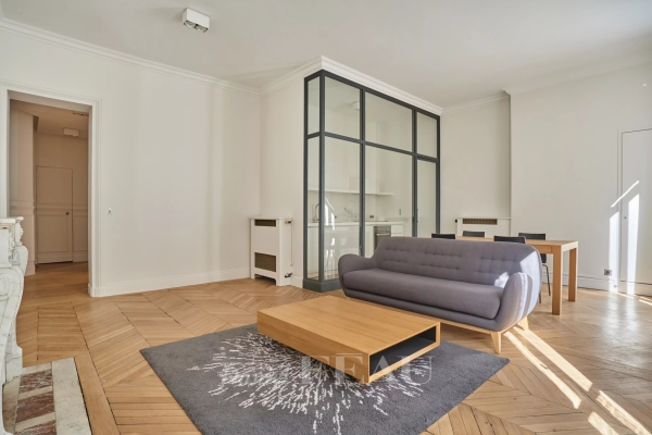 Appartement de luxe à louer à Paris 8ème, 3 500 €, Photo 3