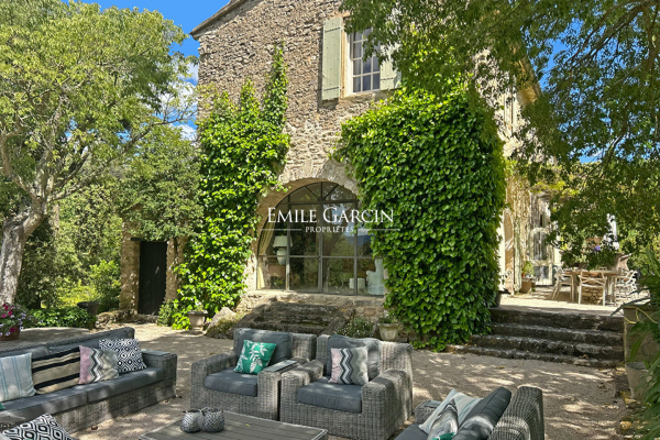 Maison de luxe à vendre à Ménerbes, 2 500 000 €, Photo 3