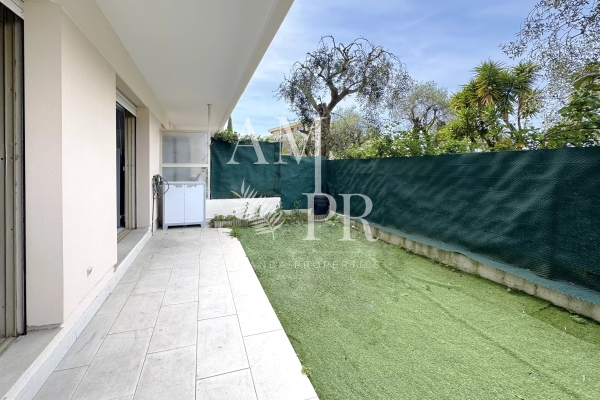 Luxury Apartment for sale in Le Cannet, 159 000 €, Photo 3