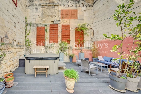 Luxury House for sale in Vallabrègues, 450 000 €, Photo 4