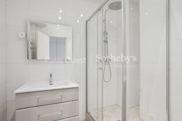 Luxury Apartment for rental in Paris 16ème, 3 950 €, Photo 6