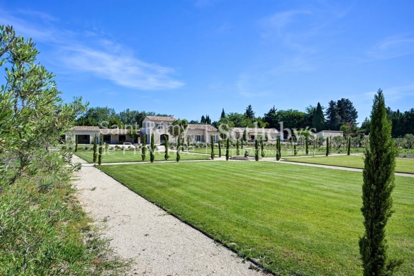 Maison de luxe à vendre à Saint-Rémy-de-Provence, 5 780 000 €, Photo 7