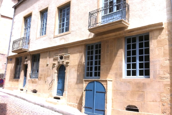 Maison de luxe à vendre à Semur-en-Auxois, 460 000 €, Photo 1