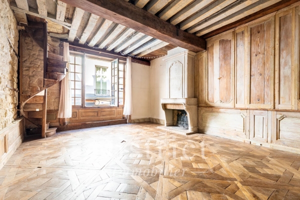 Luxury Apartment for sale in Paris 4ème, 1 250 000 €, Photo 1