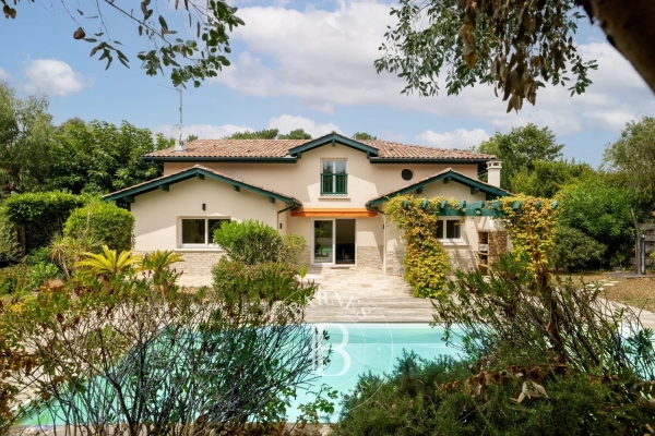 Maison de luxe à vendre à Anglet, 2 625 000 €, Photo 1