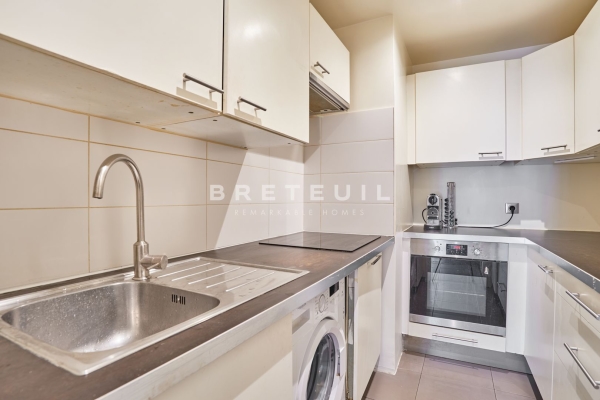 Appartement de luxe à vendre à Paris 10ème, 450 000 €, Photo 2