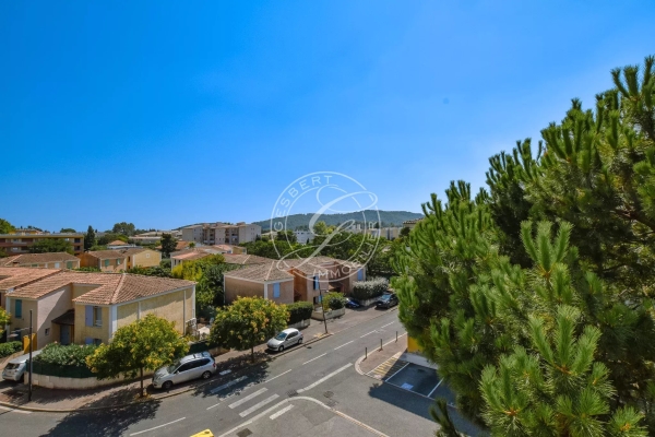 Appartement de luxe à vendre à Draguignan, 399 000 €, Photo 2