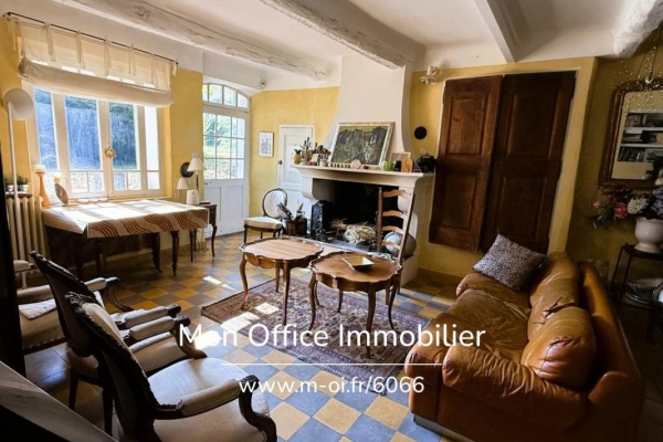 Maison de luxe à vendre à La Tour-d'Aigues, 1 155 000 €, Photo 3