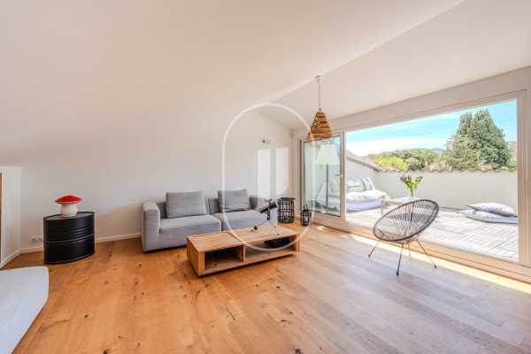 Appartement de luxe à vendre à Saint-Rémy-de-Provence, 549 000 €, Photo 3