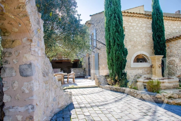 Maison de luxe à vendre à Eygalières, 2 990 000 €, Photo 4