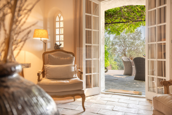 Luxury House for sale in Châteauneuf-Grasse, 4 850 000 €, Photo 1
