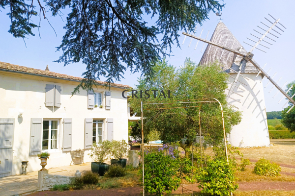 Maison de luxe à vendre à Arces, 468 000 €, Photo 1