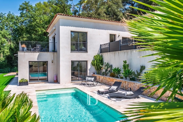 Maison de luxe à vendre à Valbonne, 1 490 000 €, Photo 1
