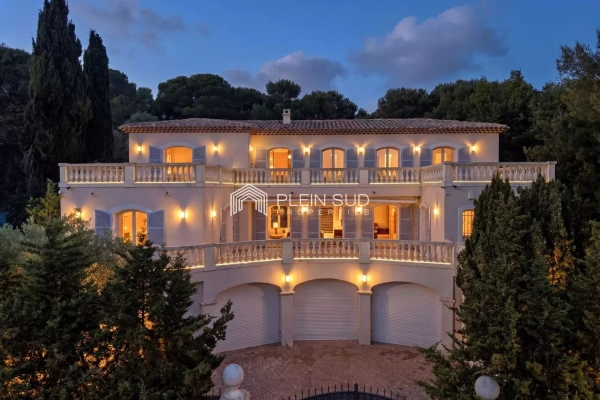 Maison de luxe à vendre à Saint-Jean-Cap-Ferrat, 12 600 000 €, Photo 1