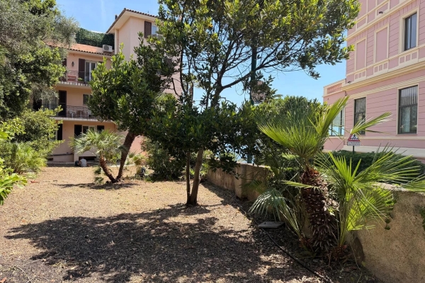 Appartement de luxe à vendre à Beaulieu-sur-Mer, 695 000 €, Photo 1