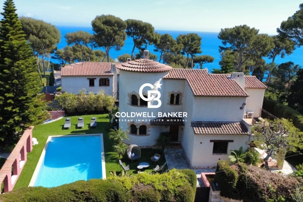Maison de luxe à vendre à Cap d'Antibes, 2 950 000 €, Photo 1