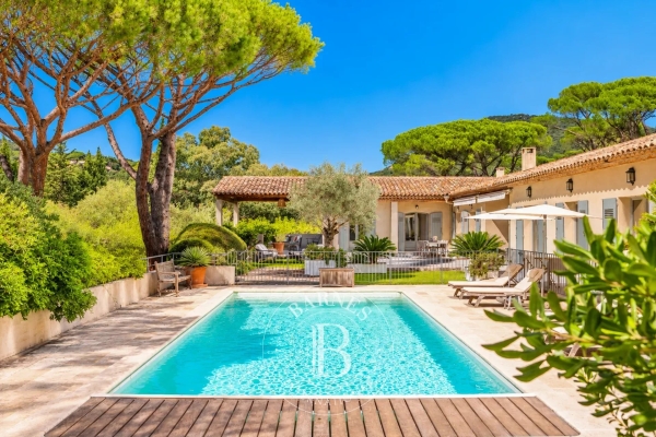Luxury House for sale in Grimaud, 2 385 000 €, Photo 1