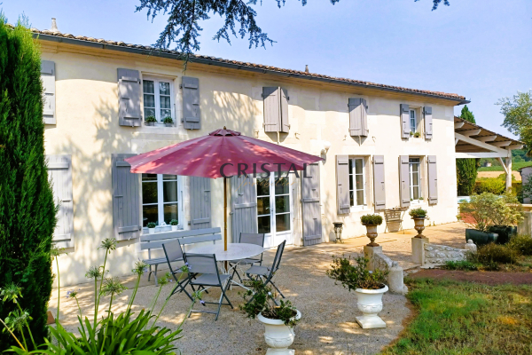Maison de luxe à vendre à Arces, 468 000 €, Photo 2
