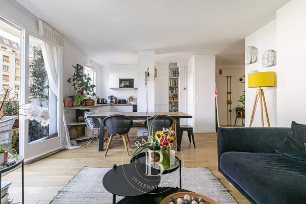 Luxury Apartment for sale in Paris 7ème, 1 290 000 €, Photo 2
