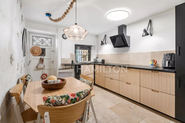 Maison de luxe à vendre à Valbonne, 455 000 €, Photo 2