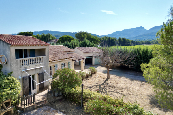 Maison de luxe à vendre à Gigondas, 420 000 €, Photo 3