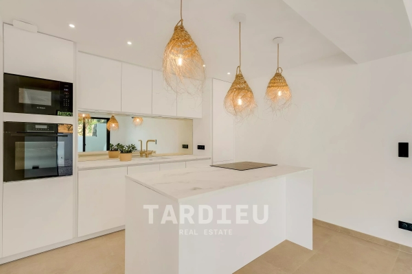 Luxury House for sale in La Croix-Valmer, 950 000 €, Photo 6