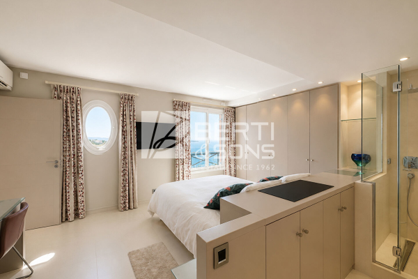Luxury Apartment for sale in Mandelieu-la-Napoule, 698 000 €, Photo 6