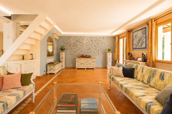 Luxury House for sale in Mougins, 820 000 €, Photo 7