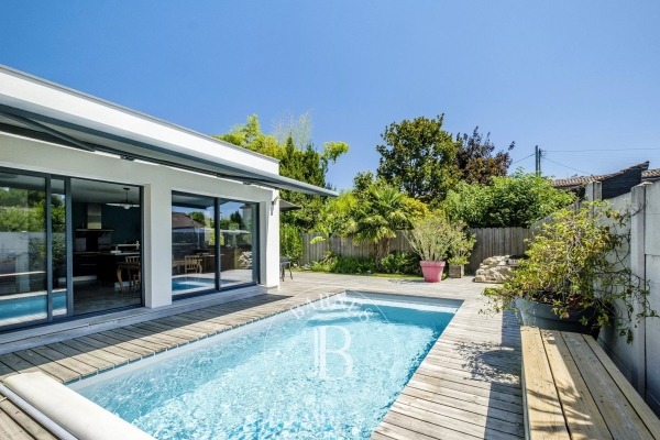 Maison de luxe à vendre à Bordeaux, 850 000 €, Photo 1