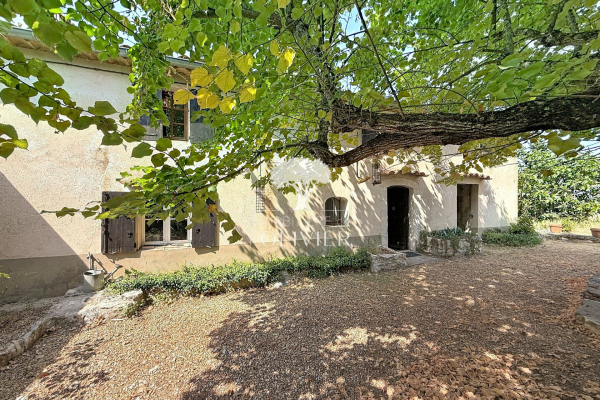 Luxury House for sale in Apt, 530 000 €, Photo 2