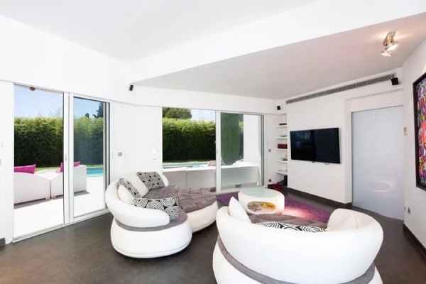 Maison de luxe à vendre à Mougins, 1 095 000 €, Photo 3