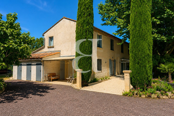 Luxury House for sale in Le Thor, 586 000 €, Photo 5