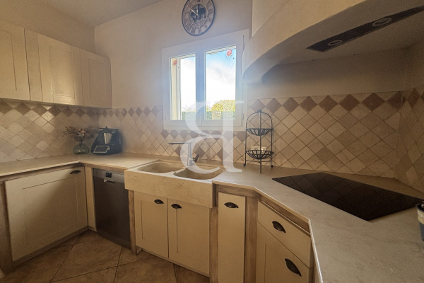 Maison de luxe à vendre à L Isle-sur-La-Sorgue, 649 000 €, Photo 6