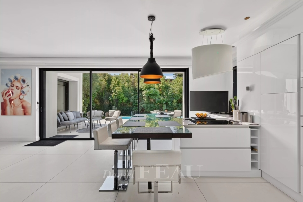 Maison de luxe à vendre à Juan-les-Pins, 2 660 000 €, Photo 6